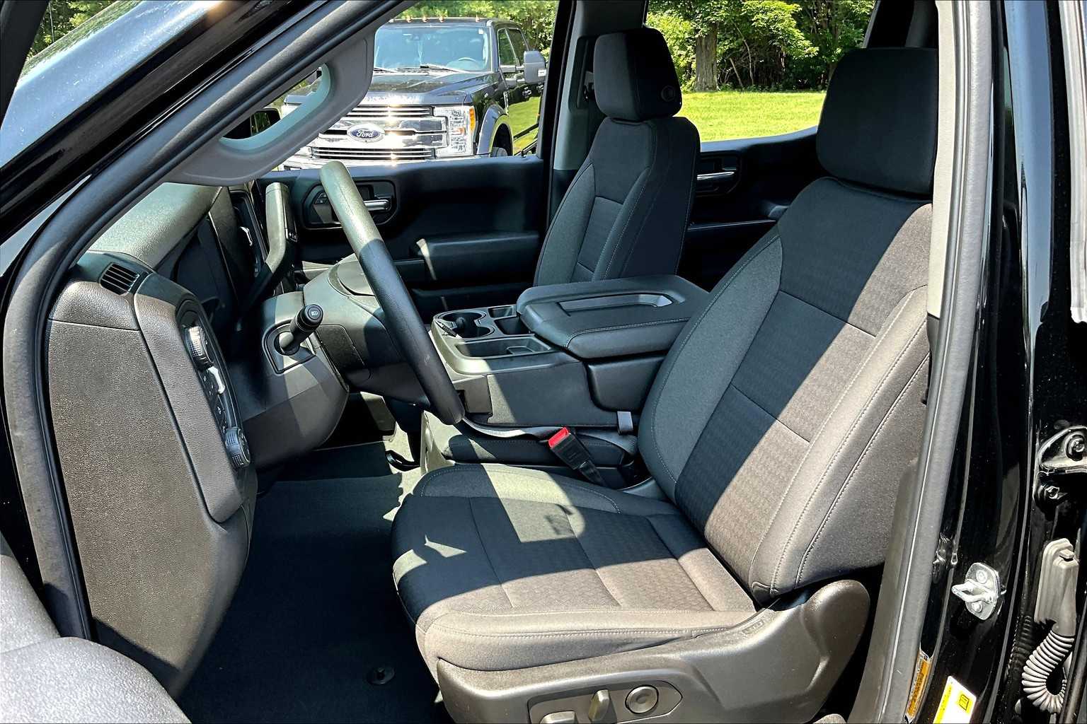 2022 Chevrolet Silverado 1500 Custom - Photo 10
