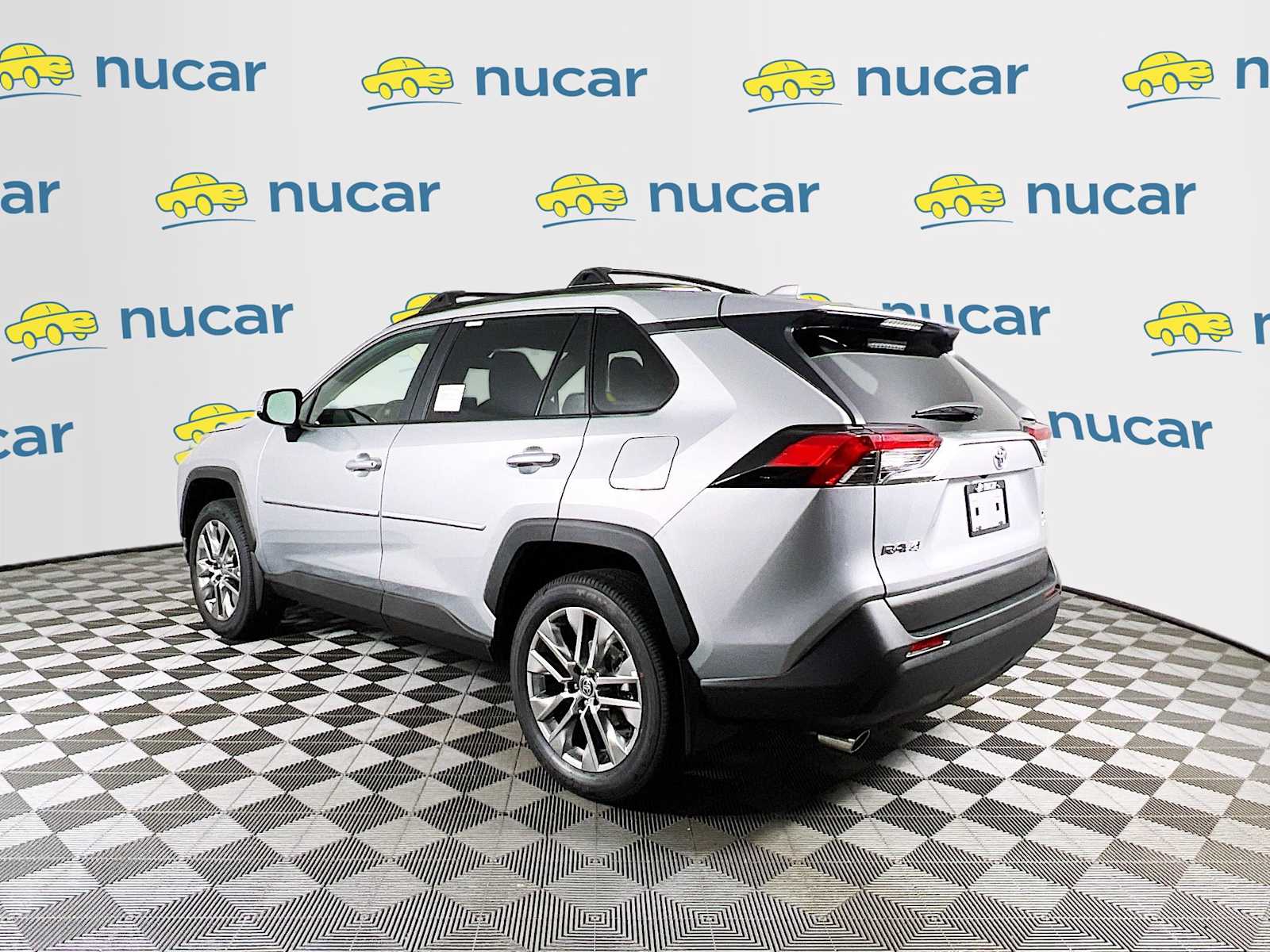 2025 Toyota RAV4 XLE Premium - Photo 4