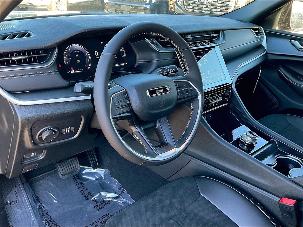 2025 Jeep Grand Cherokee Altitude X - Photo 9