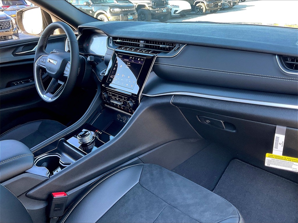 2025 Jeep Grand Cherokee Altitude X - Photo 10