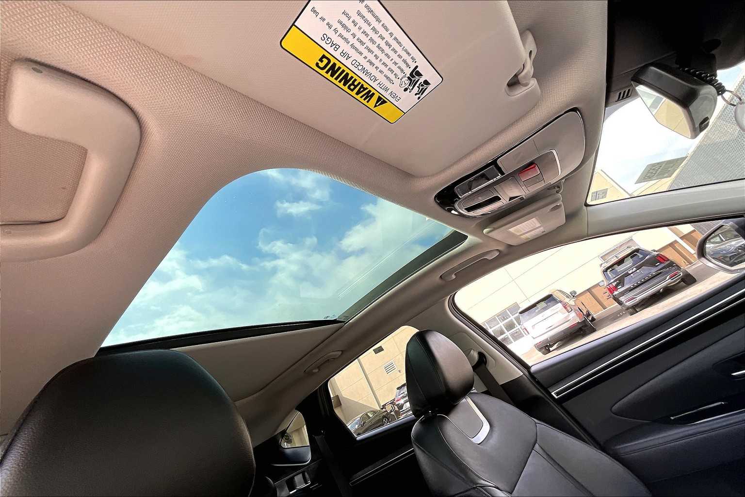 2022 Hyundai Tucson Limited - Photo 22