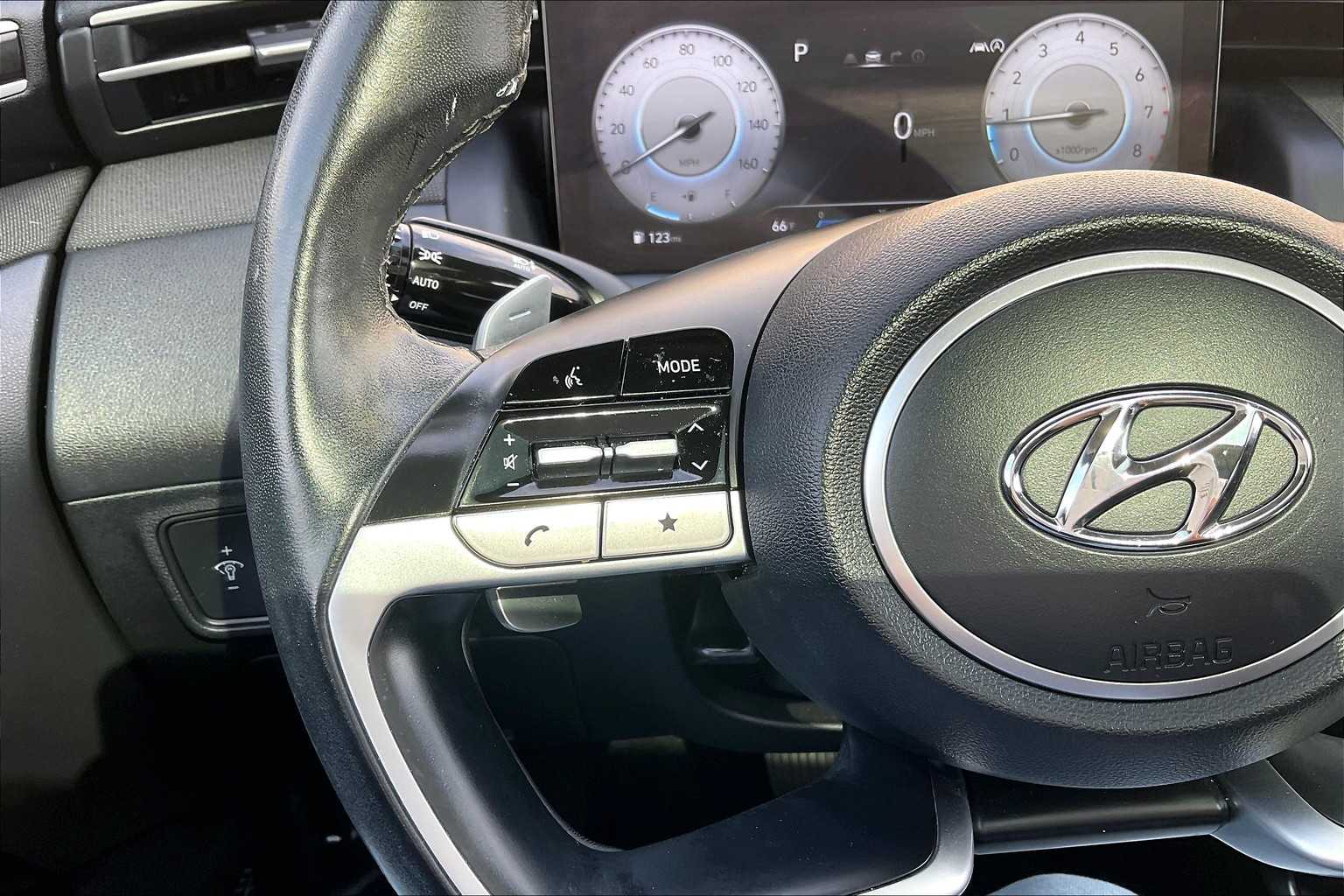 2022 Hyundai Tucson Limited - Photo 23