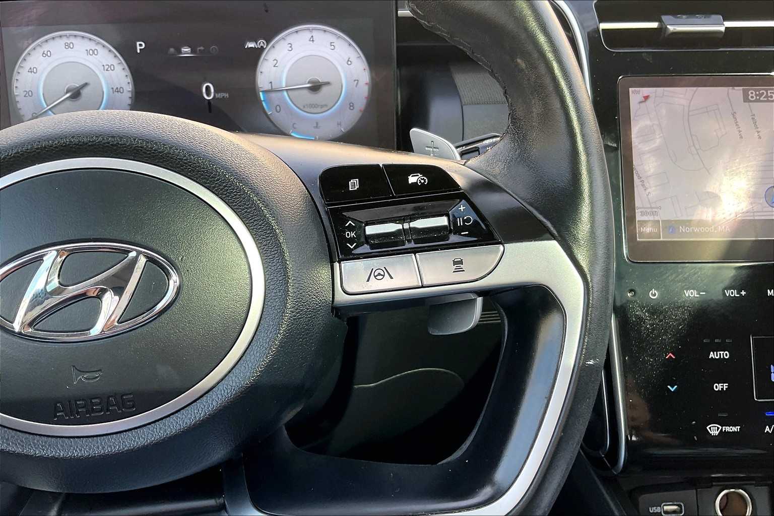 2022 Hyundai Tucson Limited - Photo 24