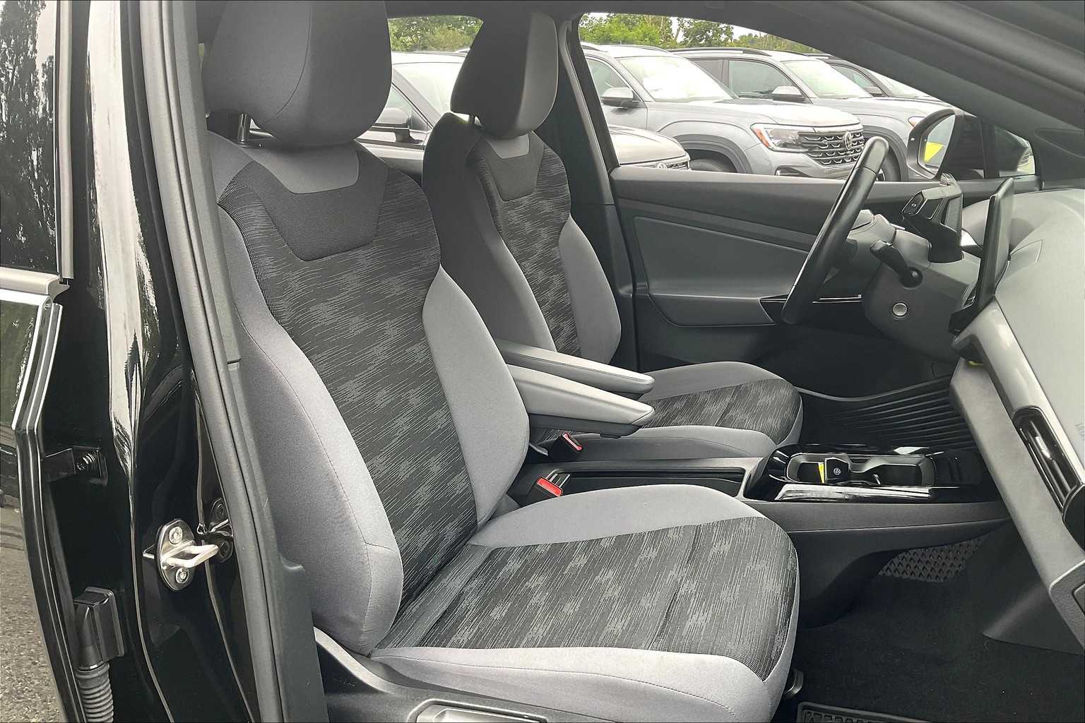 2021 Volkswagen ID.4 Pro - Photo 11