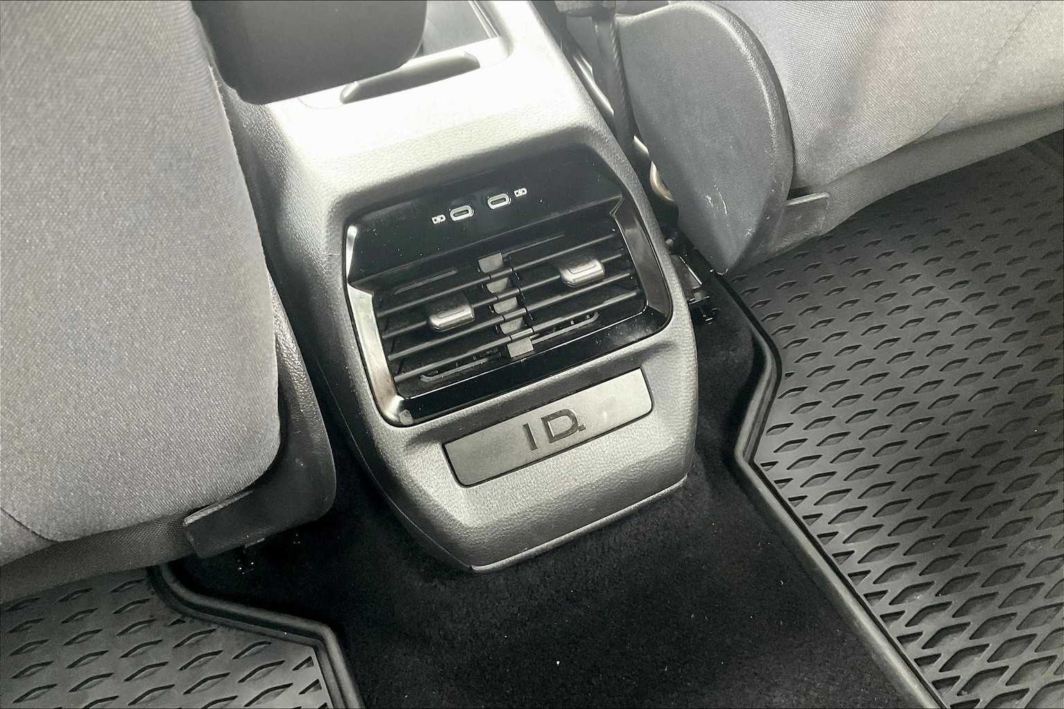 2021 Volkswagen ID.4 Pro - Photo 26