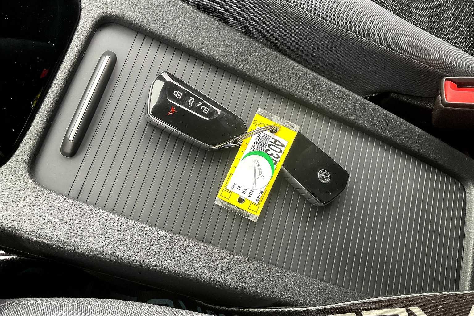 2021 Volkswagen ID.4 Pro - Photo 28