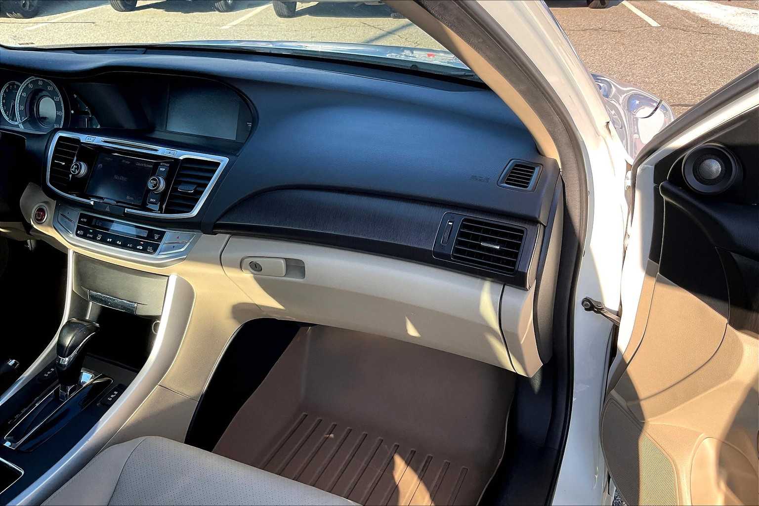 2014 Honda Accord EX-L - Photo 13