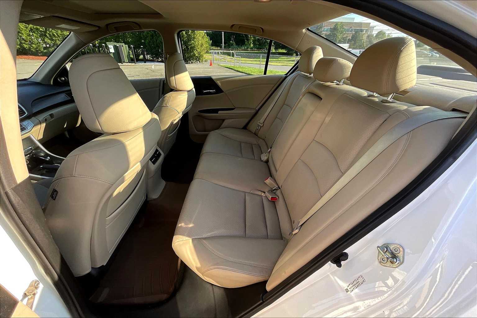 2014 Honda Accord EX-L - Photo 15