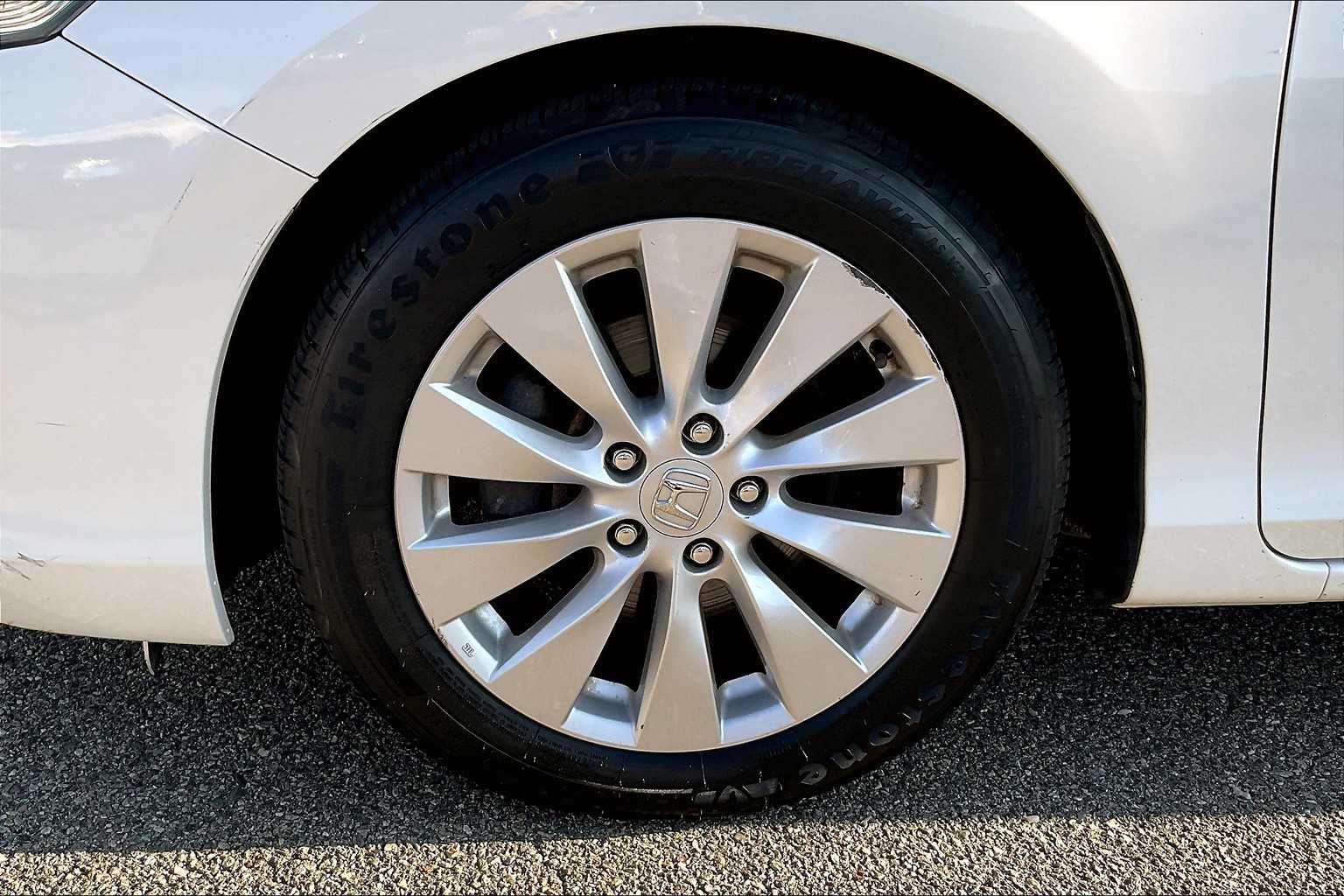 2014 Honda Accord EX-L - Photo 7
