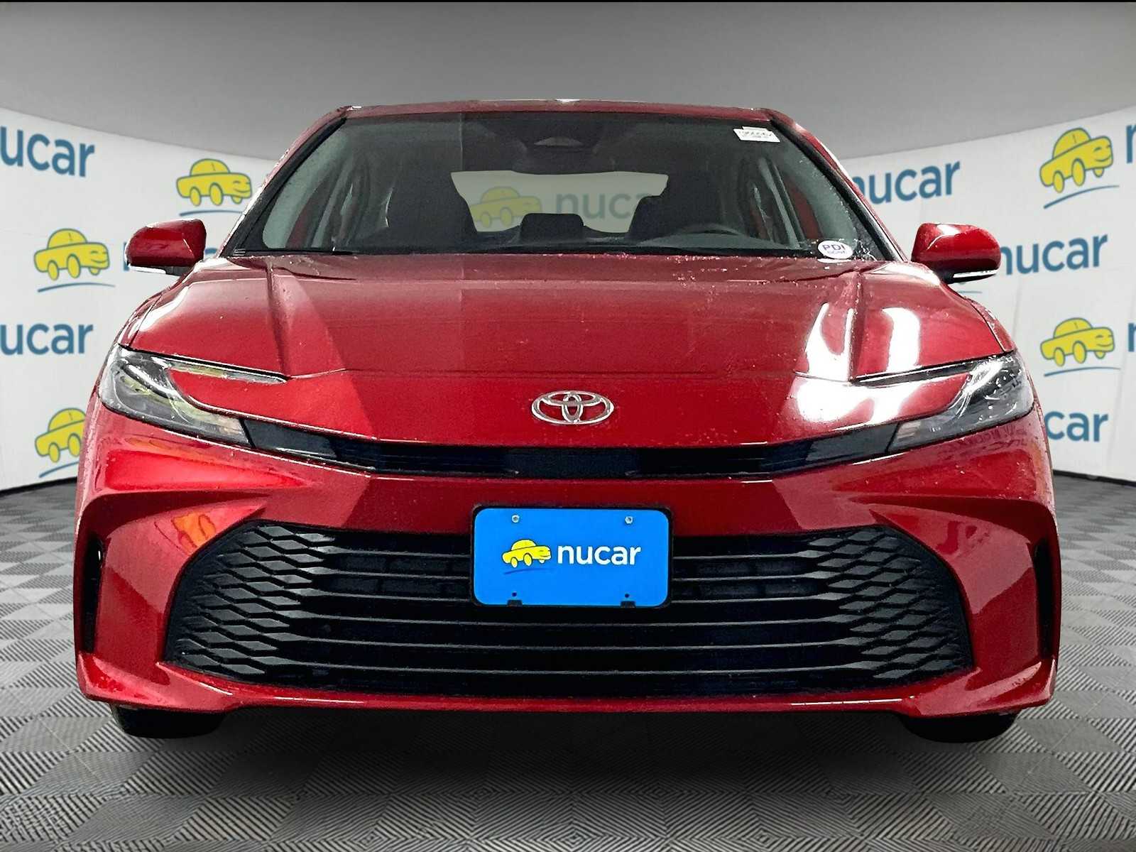 2026 Toyota Camry LE - Photo 3