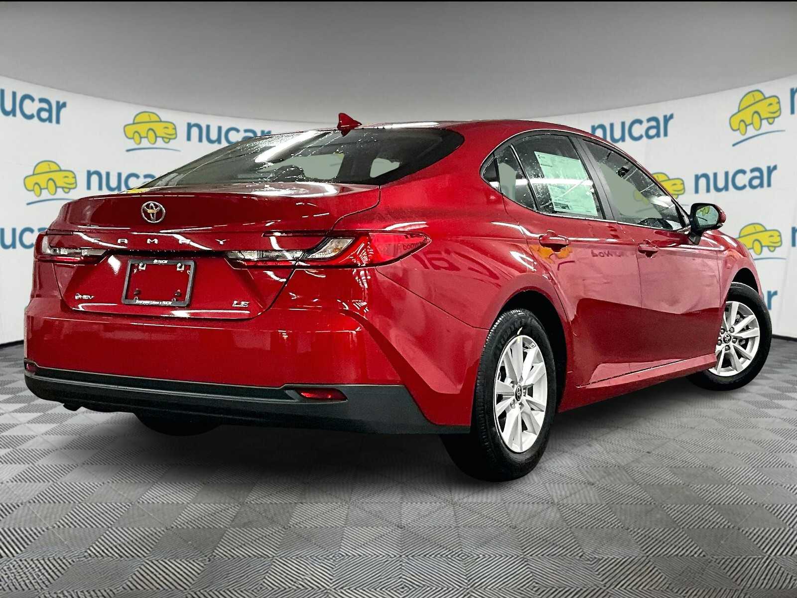 2026 Toyota Camry LE - Photo 7