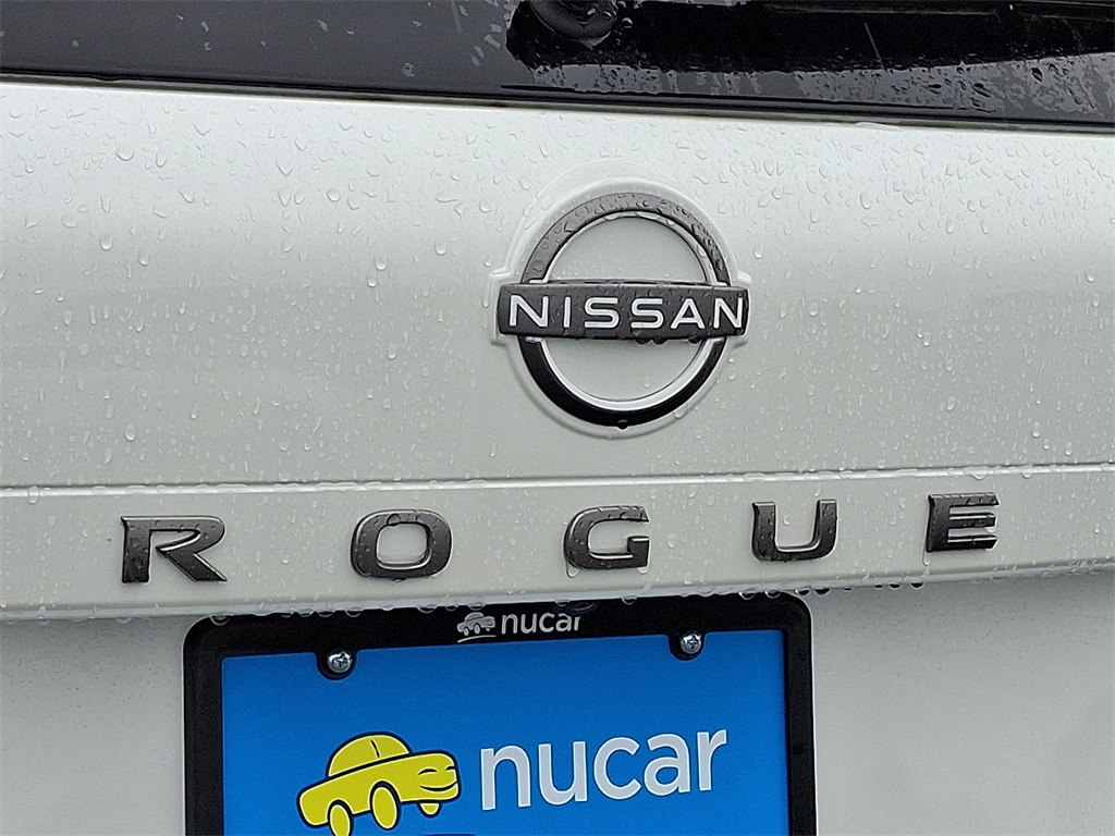 2025 Nissan Rogue SV - Photo 20