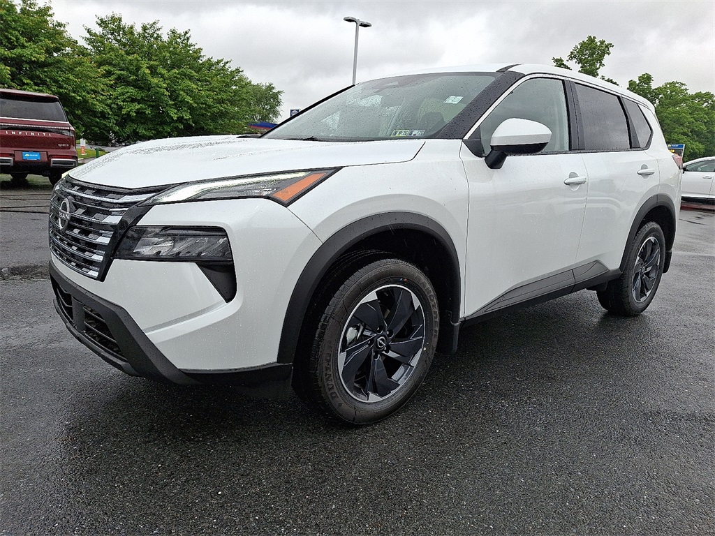 2025 Nissan Rogue SV - Photo 2