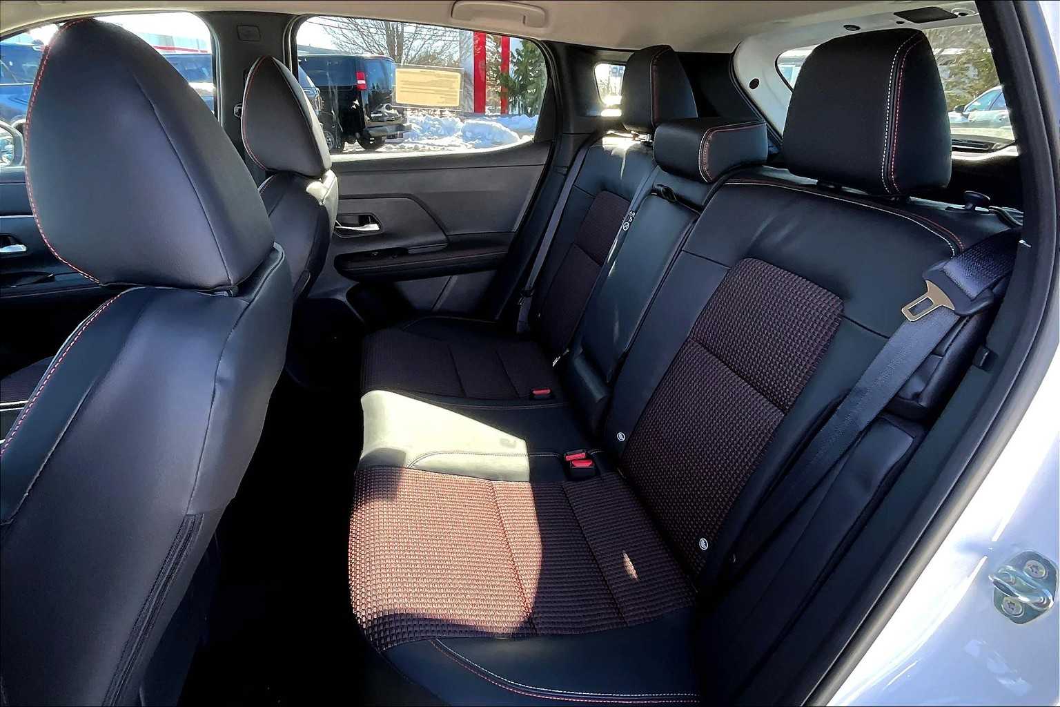 2025 Nissan Kicks SR - Photo 15