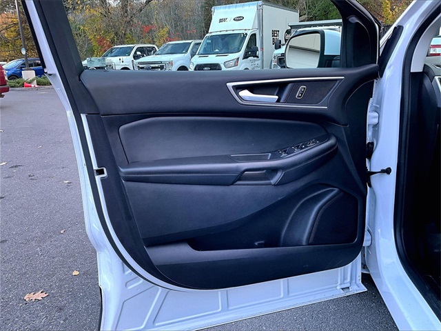 2021 Ford Edge SEL - Photo 18