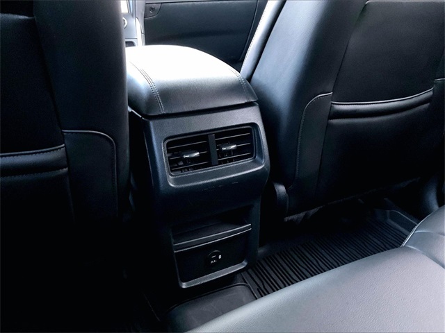 2021 Ford Edge SEL - Photo 28