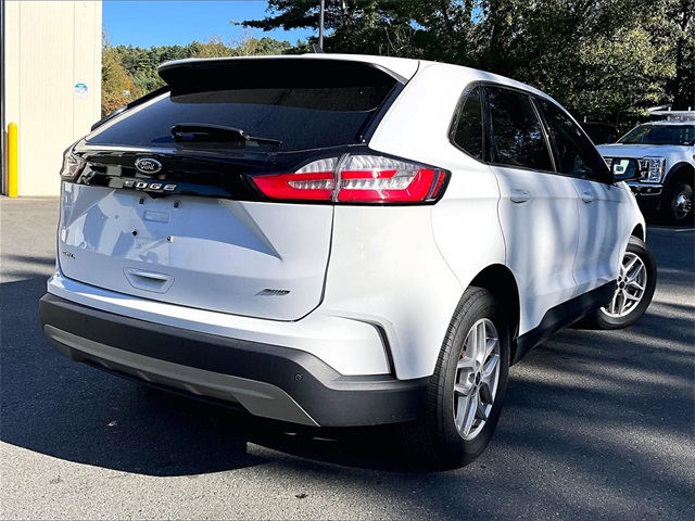 2021 Ford Edge SEL - Photo 4