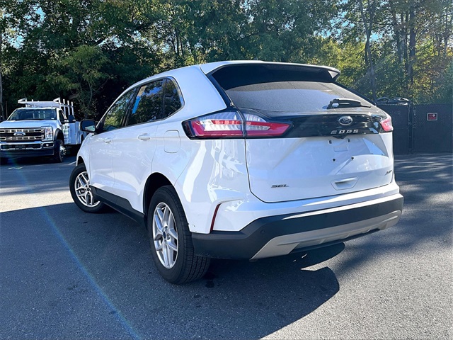 2021 Ford Edge SEL - Photo 6