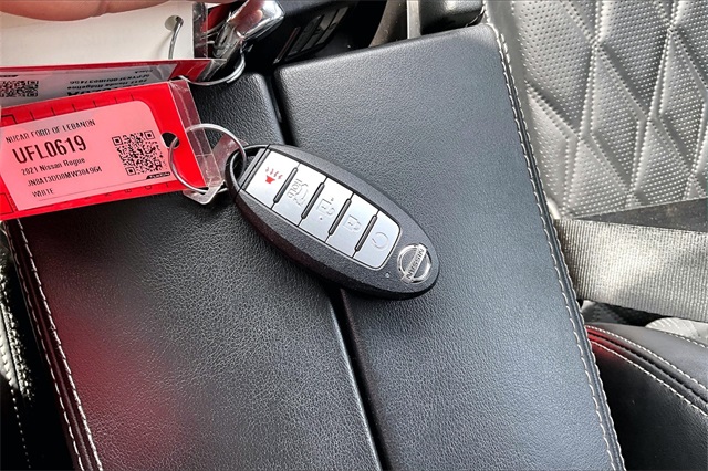 2021 Nissan Rogue Platinum - Photo 11