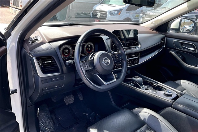 2021 Nissan Rogue Platinum - Photo 14