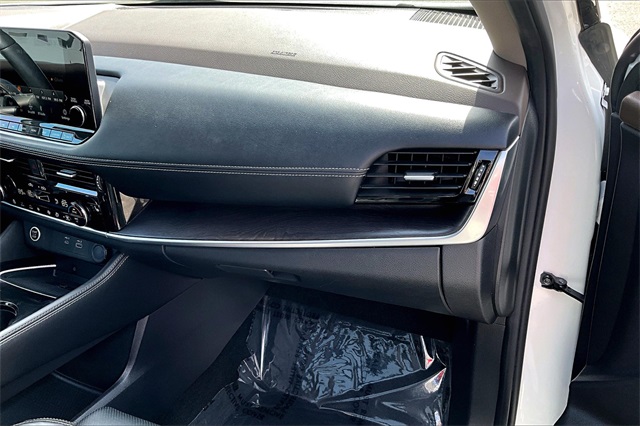 2021 Nissan Rogue Platinum - Photo 17