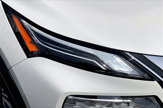 2021 Nissan Rogue Platinum - Photo 32