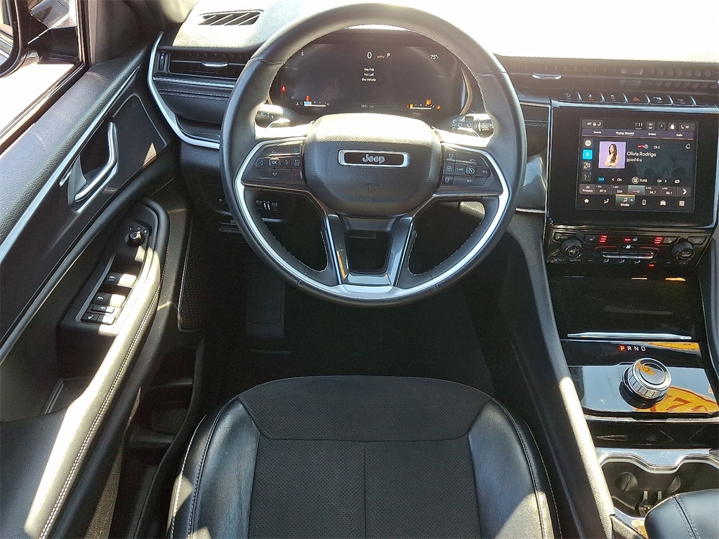 2022 Jeep Grand Cherokee L Altitude - Photo 13