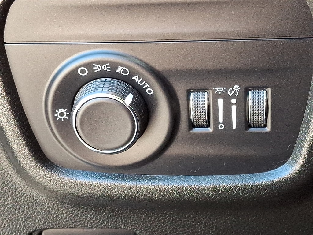 2022 Jeep Grand Cherokee L Altitude - Photo 25