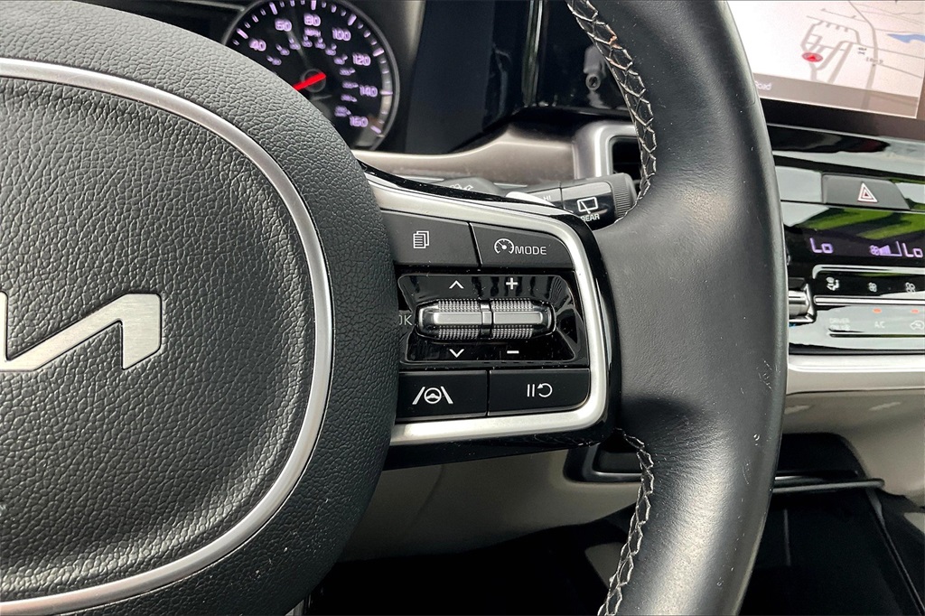 2022 Kia Sorento Hybrid S - Photo 23