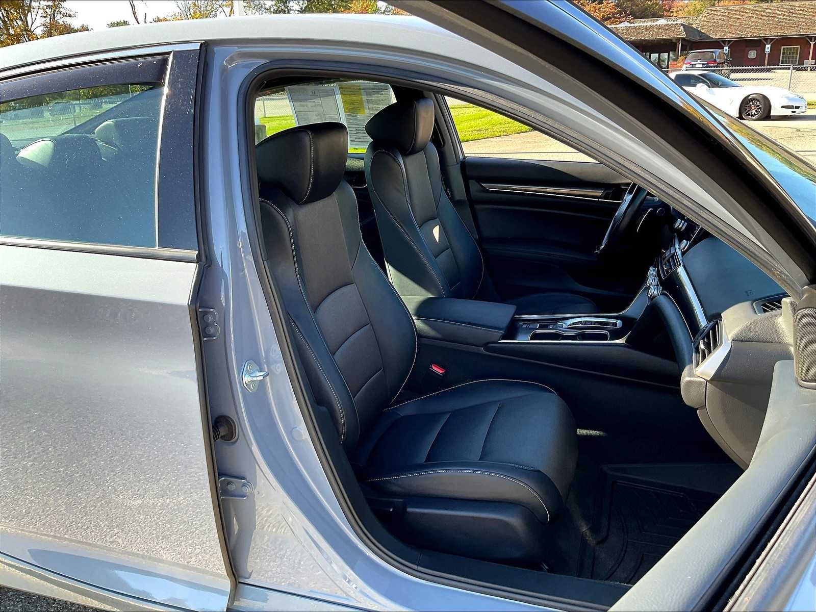 2022 Honda Accord Hybrid Sport - Photo 11