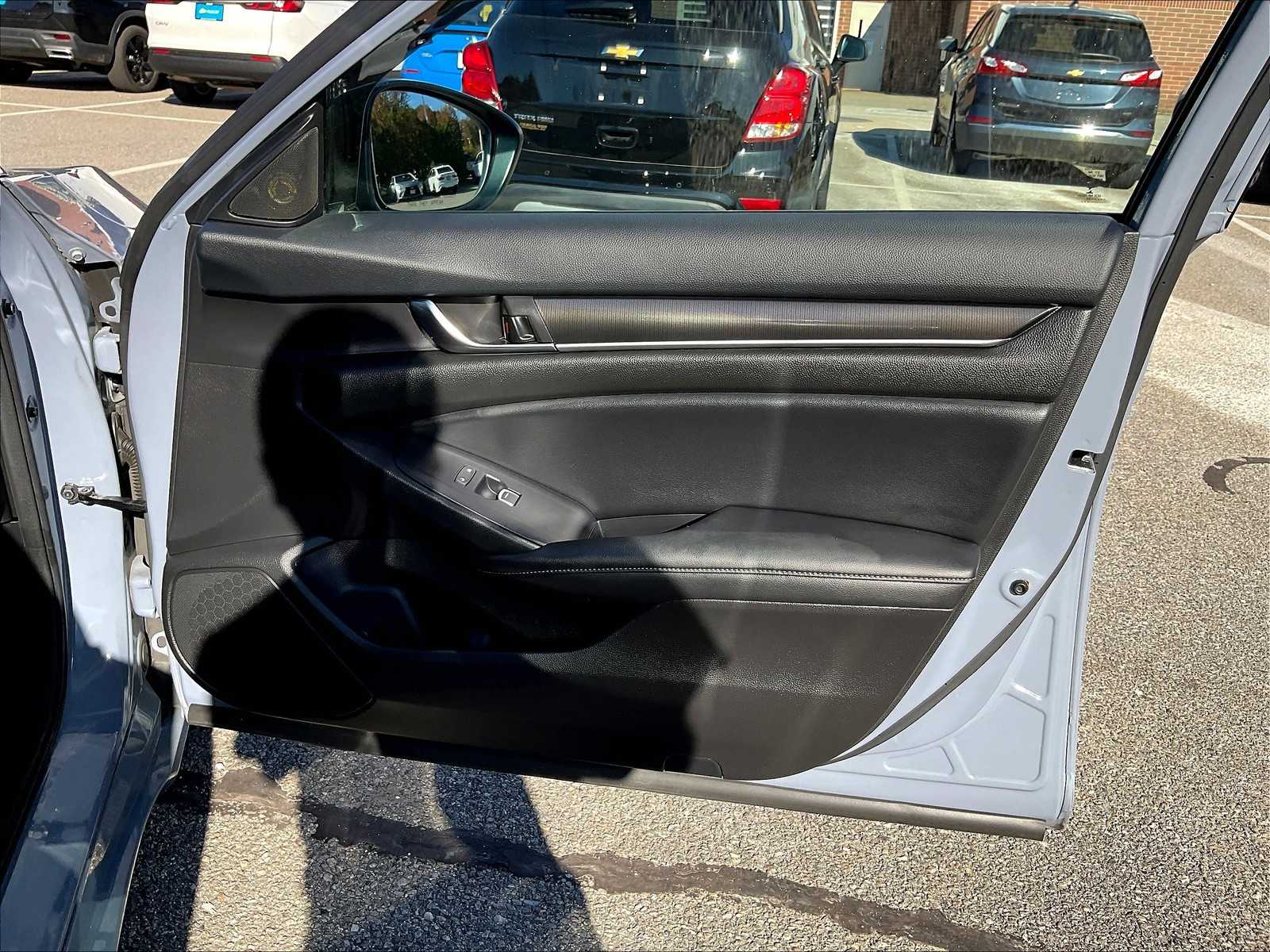 2022 Honda Accord Hybrid Sport - Photo 12