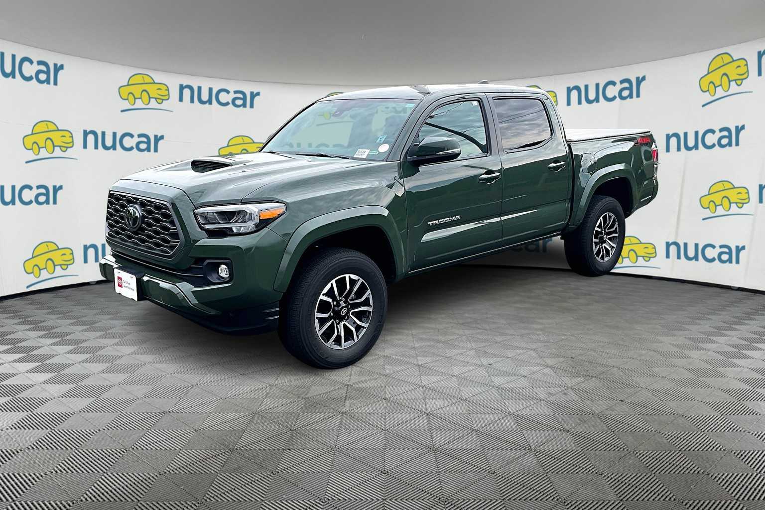 2022 Toyota Tacoma TRD Sport - Photo 2