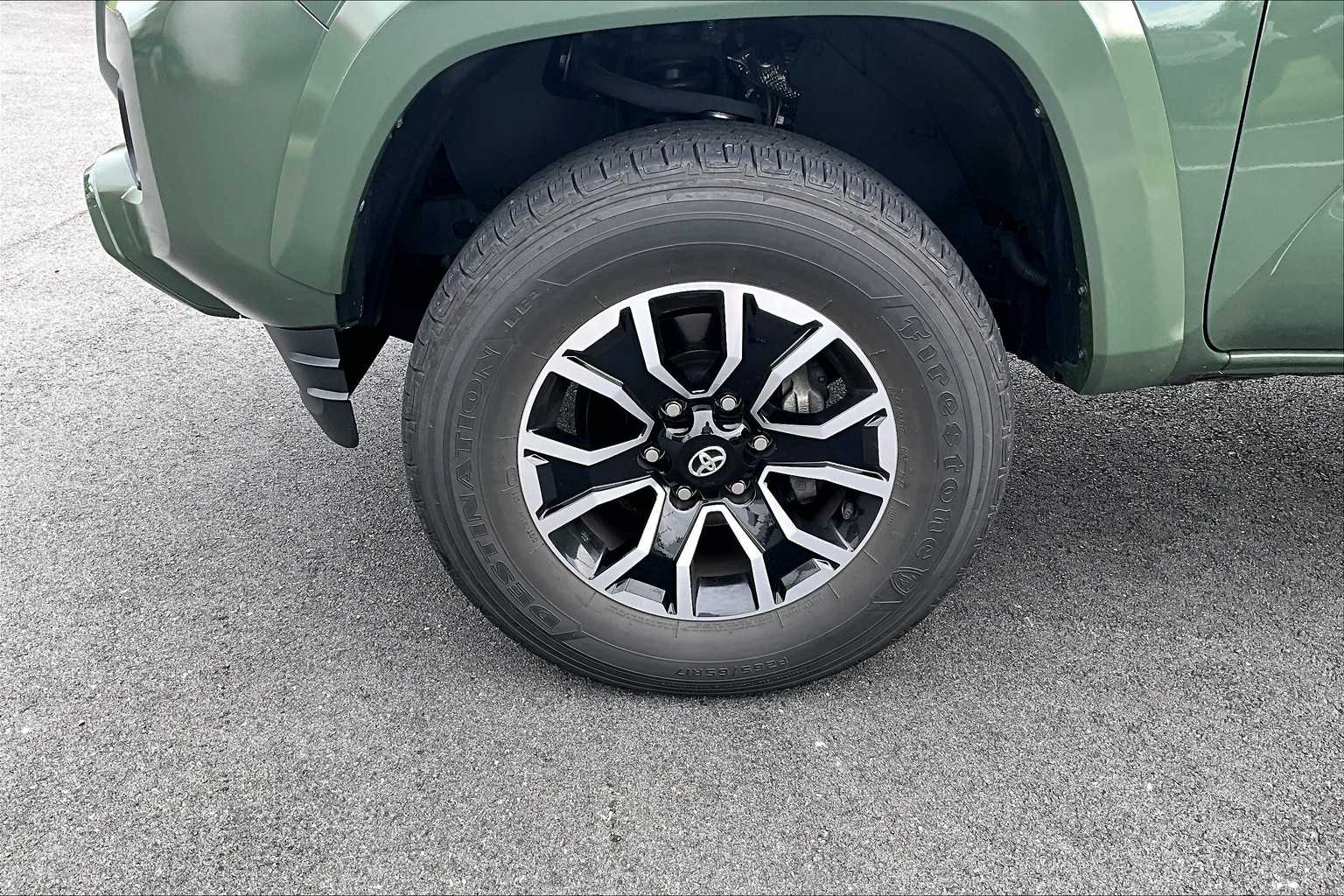 2022 Toyota Tacoma TRD Sport - Photo 4