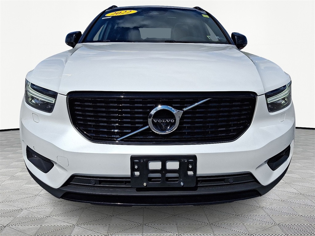 2022 Volvo XC40 R-Design - Photo 2