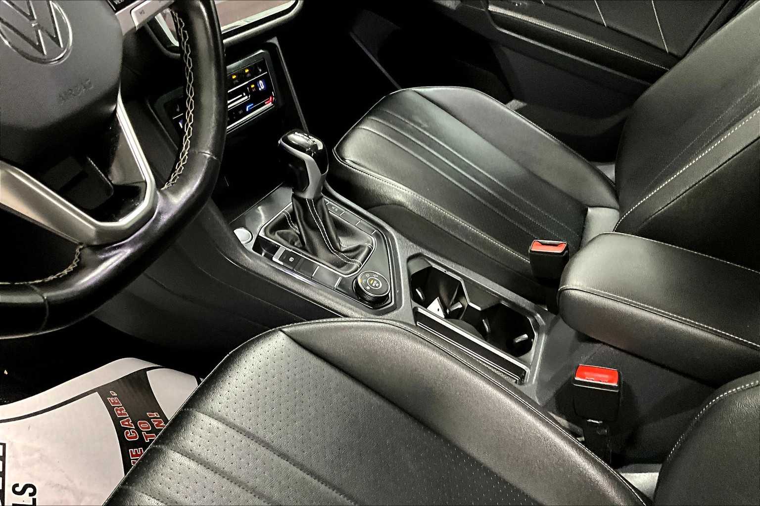 2022 Volkswagen Tiguan SE - Photo 20