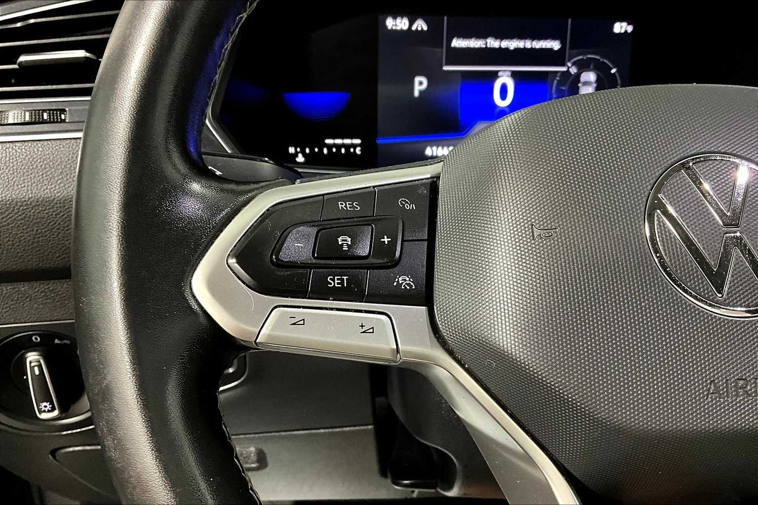 2022 Volkswagen Tiguan SE - Photo 22