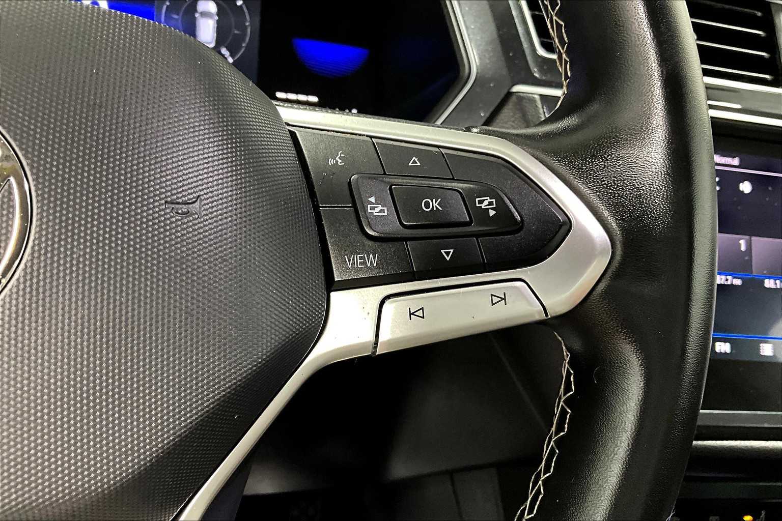 2022 Volkswagen Tiguan SE - Photo 23