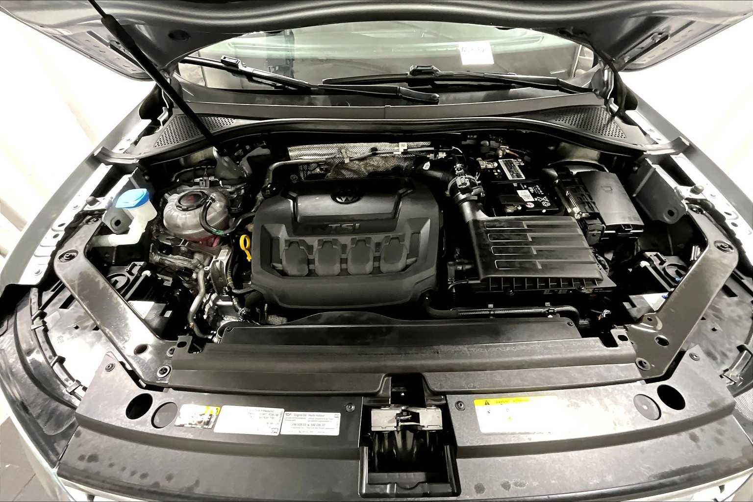 2022 Volkswagen Tiguan SE - Photo 27