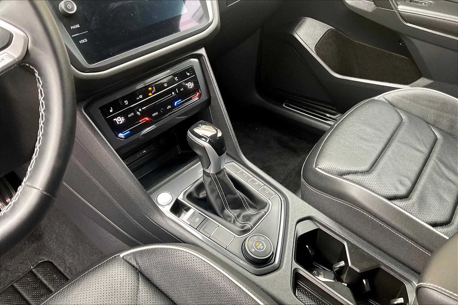 2023 Volkswagen Tiguan SEL R-Line - Photo 20