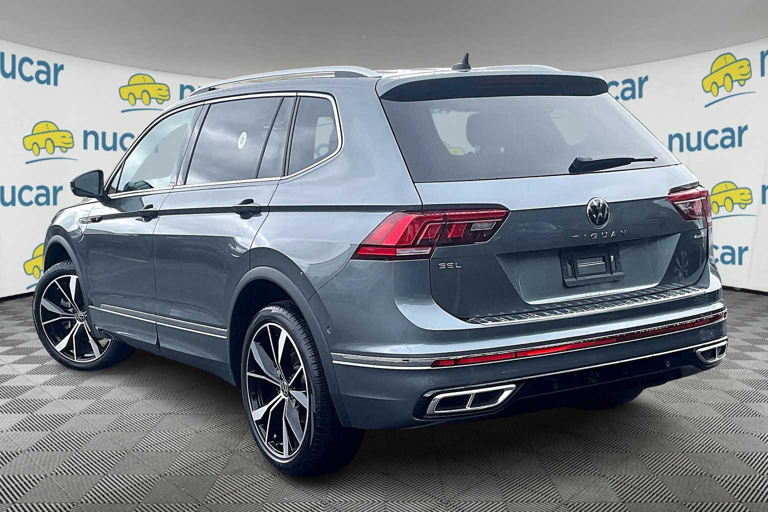 2023 Volkswagen Tiguan SEL R-Line - Photo 4
