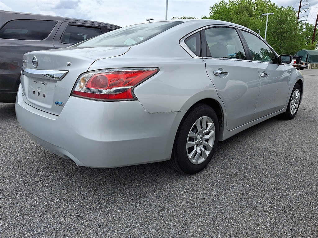 2014 Nissan Altima 2.5 S - Photo 4