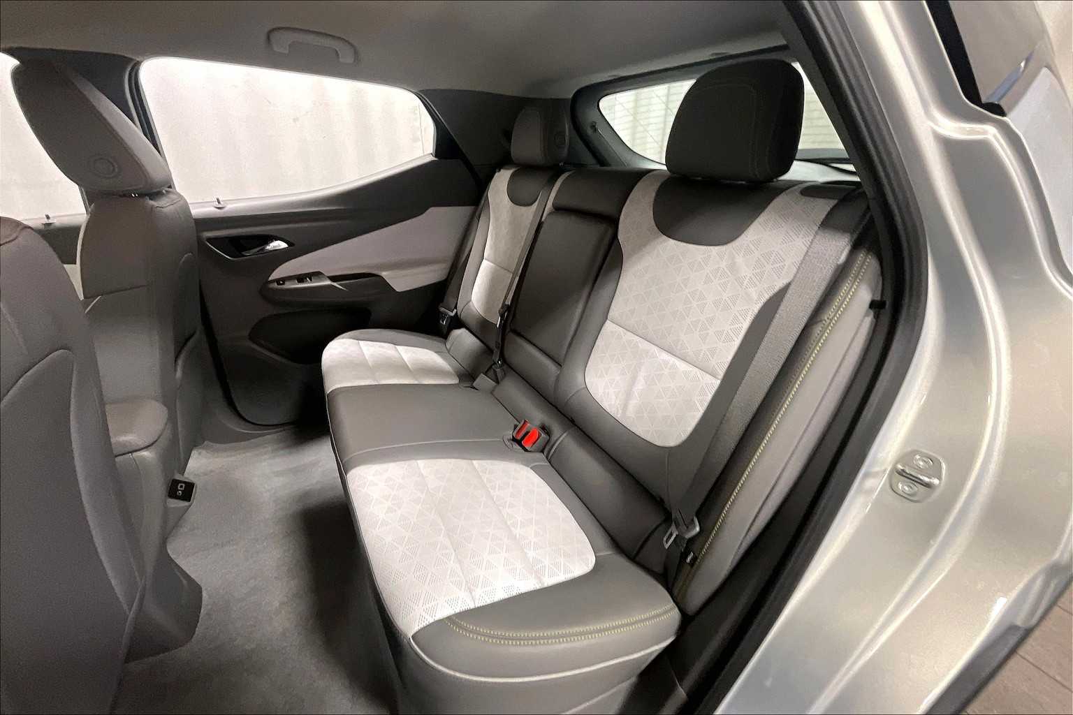 2022 Chevrolet Bolt EUV Premier - Photo 15