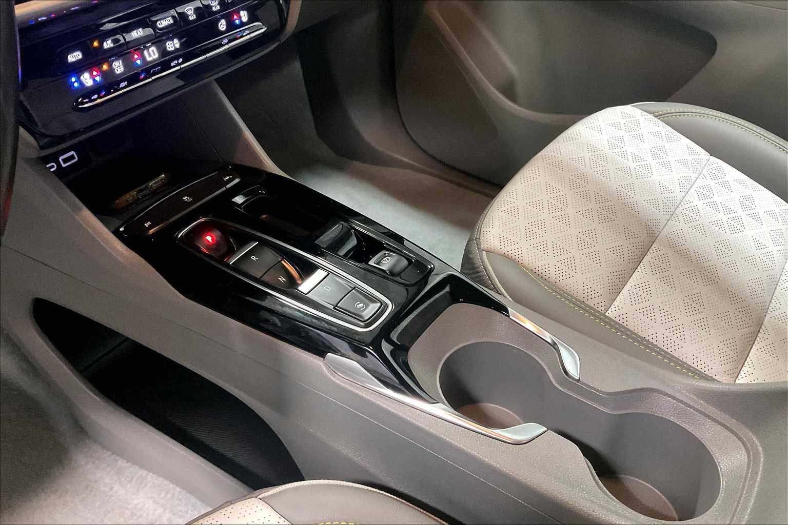 2022 Chevrolet Bolt EUV Premier - Photo 21
