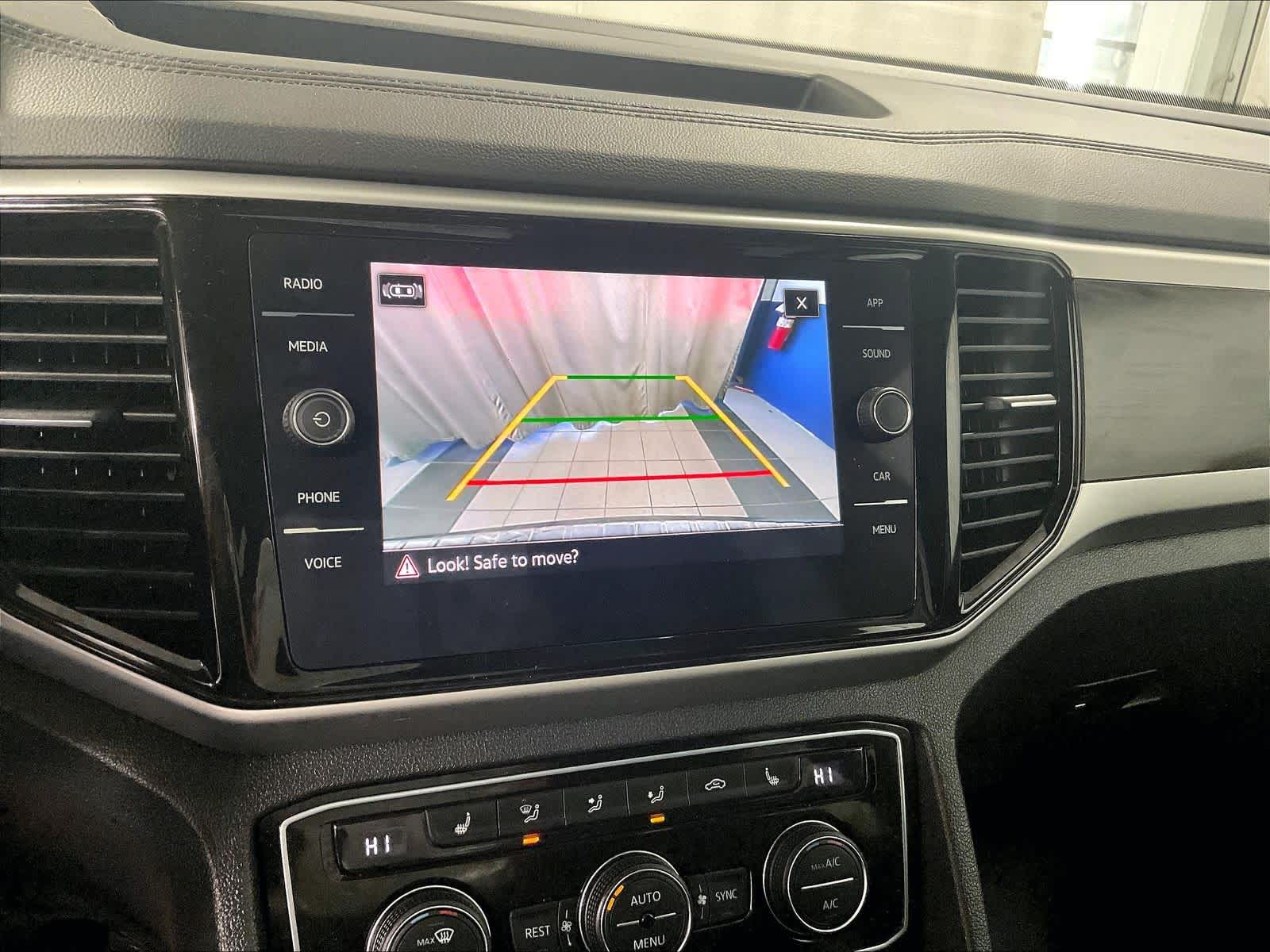 2023 Volkswagen Atlas 3.6L V6 SE w/Technology - Photo 20