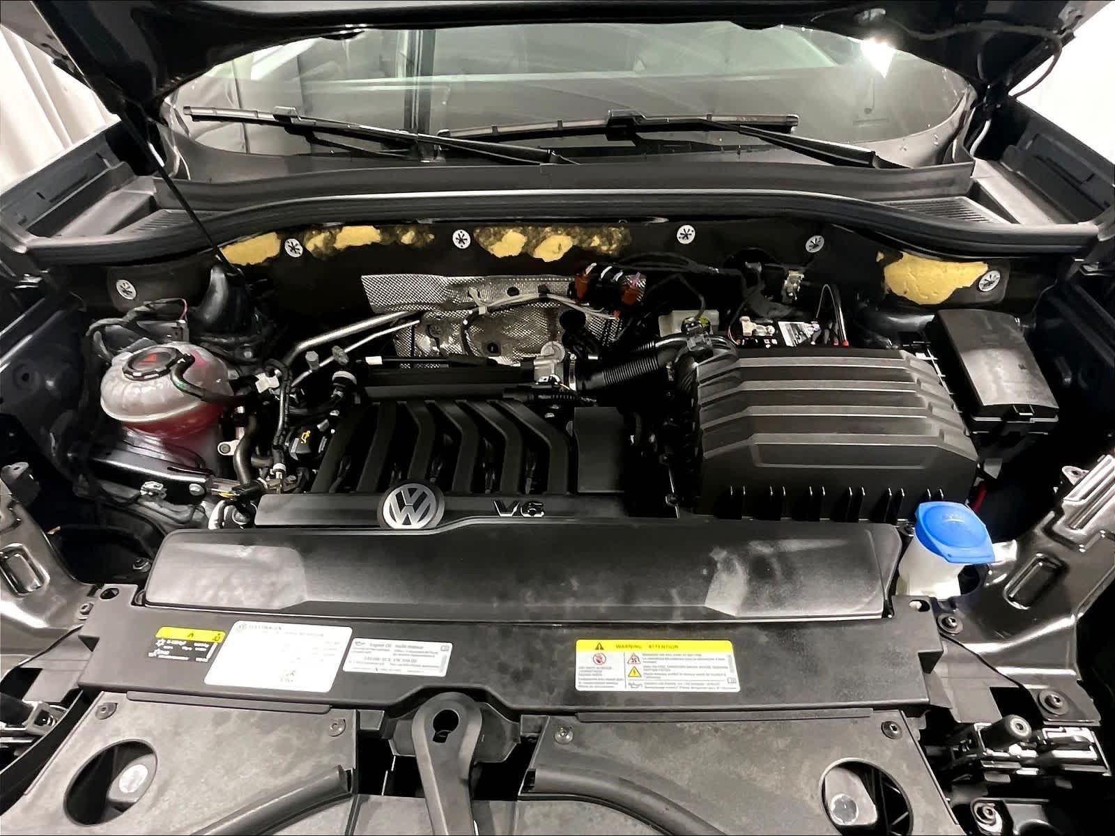 2023 Volkswagen Atlas 3.6L V6 SE w/Technology - Photo 31