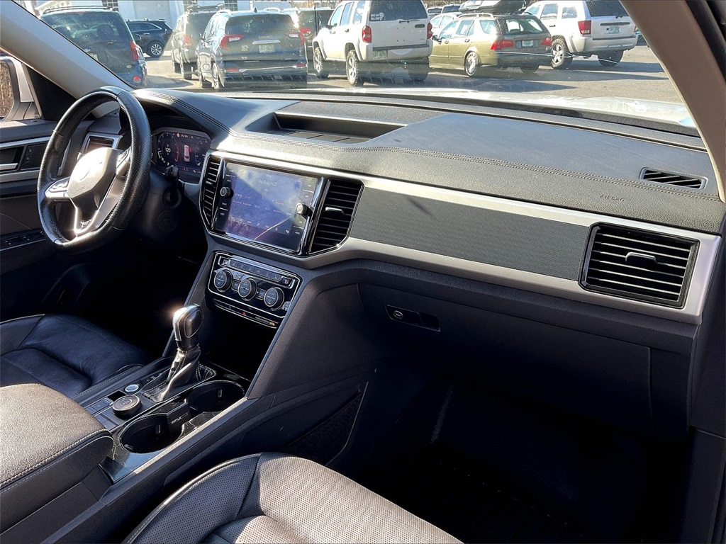 2021 Volkswagen Atlas 3.6L V6 SEL Premium R-Line - Photo 12