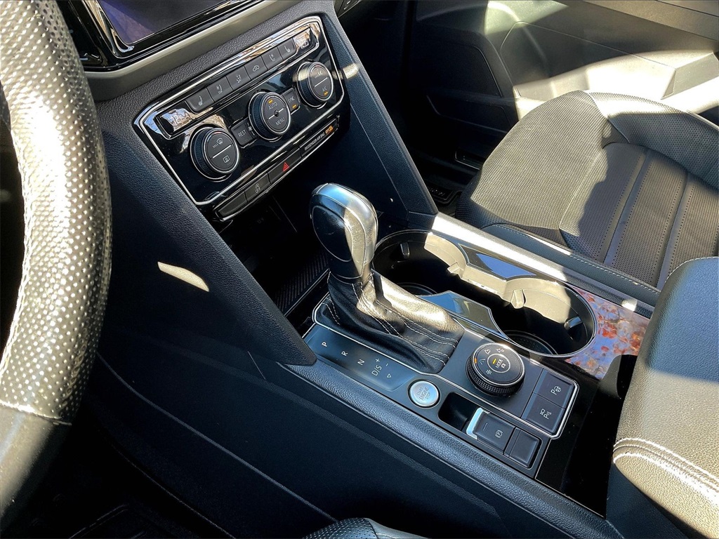 2021 Volkswagen Atlas 3.6L V6 SEL Premium R-Line - Photo 19