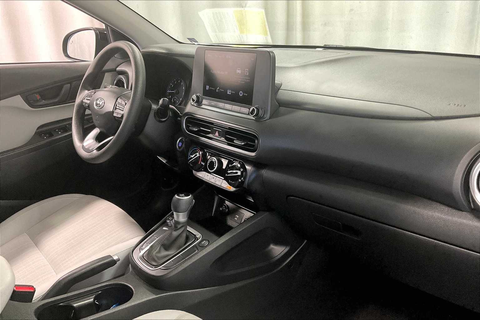 2023 Hyundai Kona SEL - Photo 14