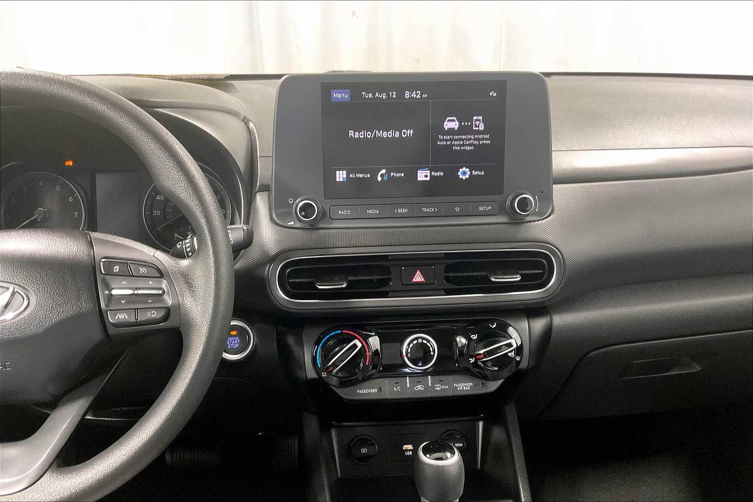2023 Hyundai Kona SEL - Photo 18