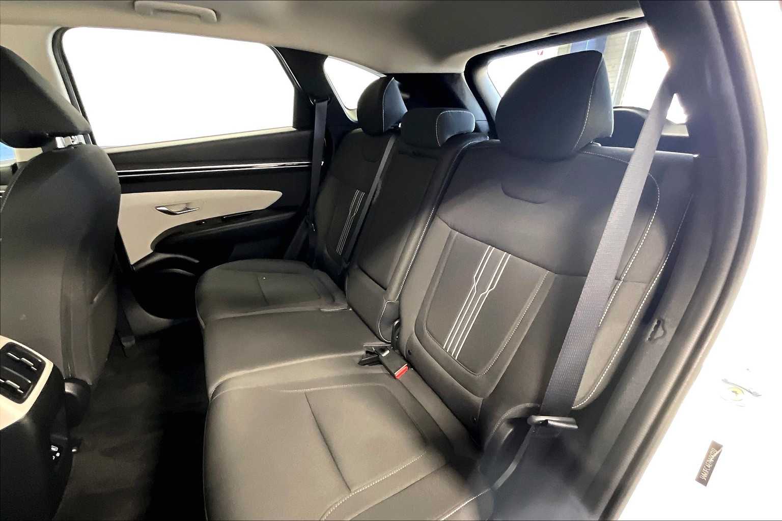 2022 Hyundai Tucson SEL - Photo 15